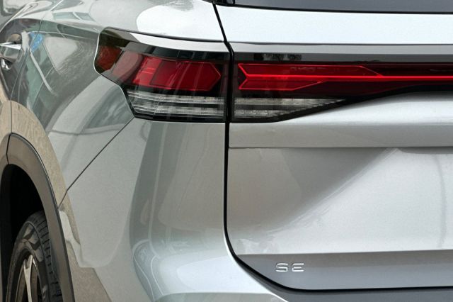 2025 Volkswagen Tiguan 2.0T SE 2025 Volkswagen Tiguan 2.0T SE