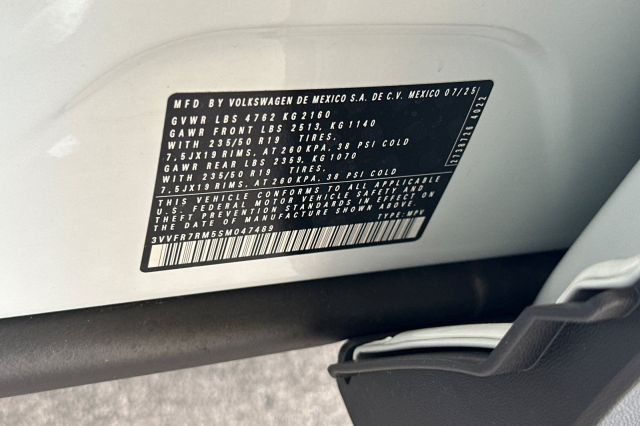 2025 Volkswagen Tiguan 2.0T SE 2025 Volkswagen Tiguan 2.0T SE