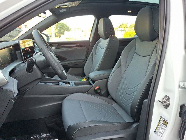 2025 Volkswagen Tiguan SE R-Line Black