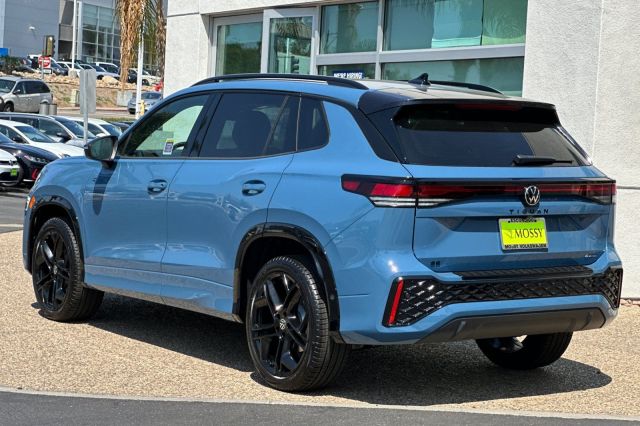 2025 Volkswagen Tiguan 2.0T SE R-Line Black 2025 Volkswagen Tiguan 2.0T SE R-Line Black