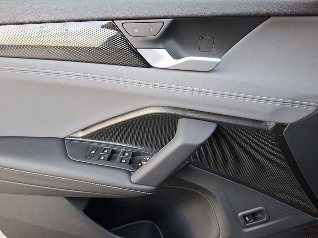 2025 Volkswagen Tiguan SE R-Line Black