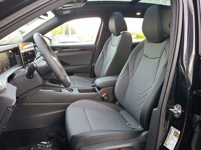 2025 Volkswagen Tiguan SE R-Line Black