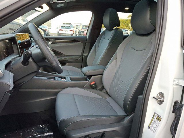 2025 Volkswagen Tiguan SE R-Line Black