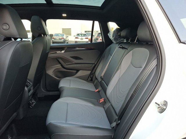 2025 Volkswagen Tiguan SE R-Line Black