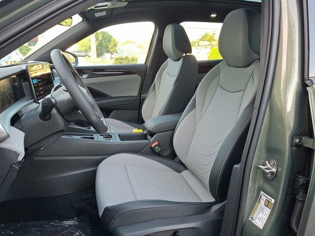 2025 Volkswagen Tiguan SE R-Line Black