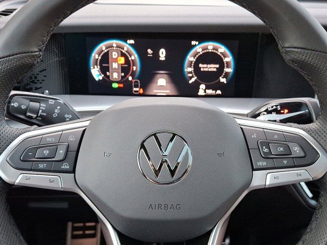 2025 Volkswagen Tiguan SE R-Line Black
