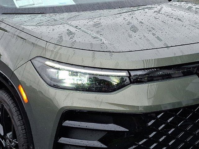 2025 Volkswagen Tiguan SE R-Line Black