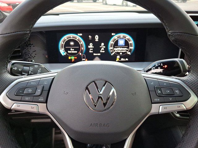 2025 Volkswagen Tiguan SE R-Line Black
