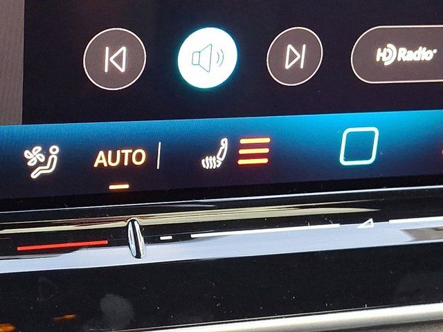 2025 Volkswagen Tiguan SE R-Line Black