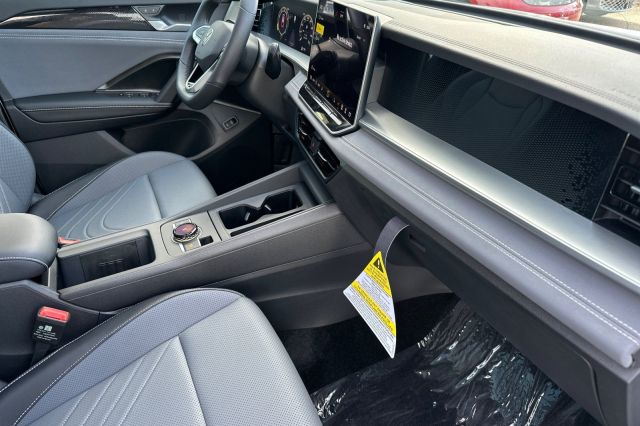 2025 Volkswagen Tiguan 2.0T SE R-Line Black 2025 Volkswagen Tiguan 2.0T SE R-Line Black