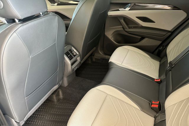 2025 Volkswagen Tiguan 2.0T SE R-Line Black 2025 Volkswagen Tiguan 2.0T SE R-Line Black