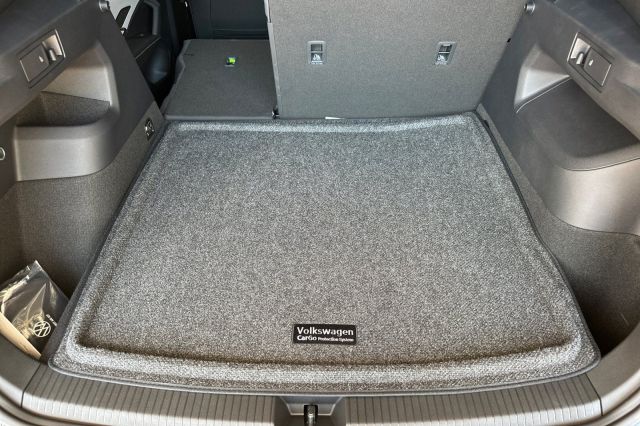 2025 Volkswagen Tiguan 2.0T SE R-Line Black 2025 Volkswagen Tiguan 2.0T SE R-Line Black