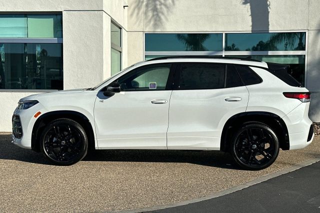 2025 Volkswagen Tiguan 2.0T SE R-Line Black 2025 Volkswagen Tiguan 2.0T SE R-Line Black