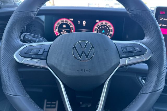 2025 Volkswagen Tiguan 2.0T SE R-Line Black 2025 Volkswagen Tiguan 2.0T SE R-Line Black