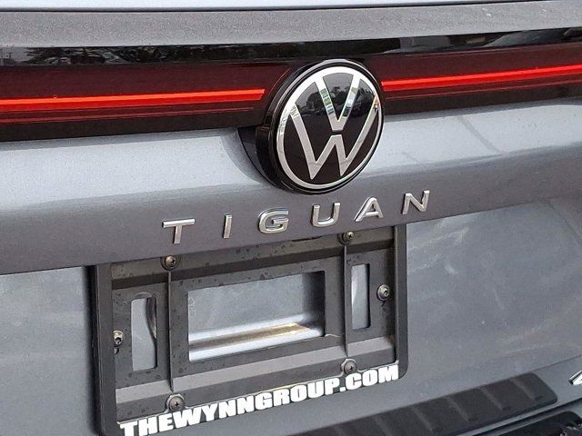 2025 Volkswagen Tiguan SE