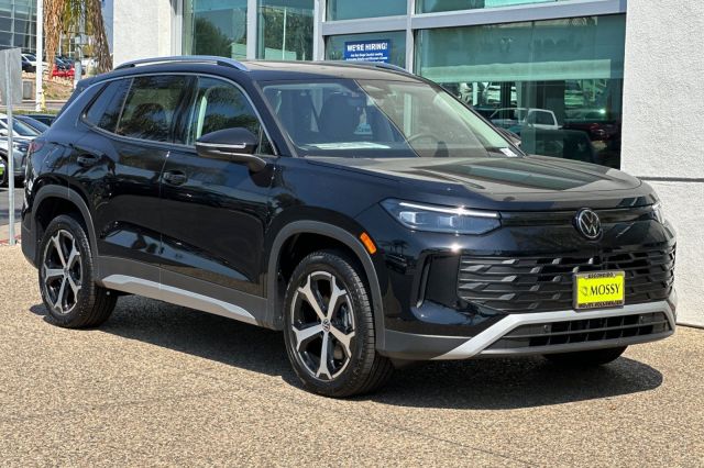 2025 Volkswagen Tiguan 2.0T SE 2025 Volkswagen Tiguan 2.0T SE