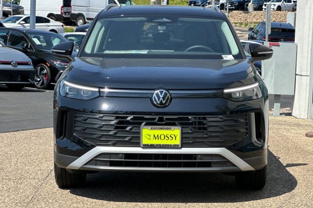 2025 Volkswagen Tiguan 2.0T SE 2025 Volkswagen Tiguan 2.0T SE