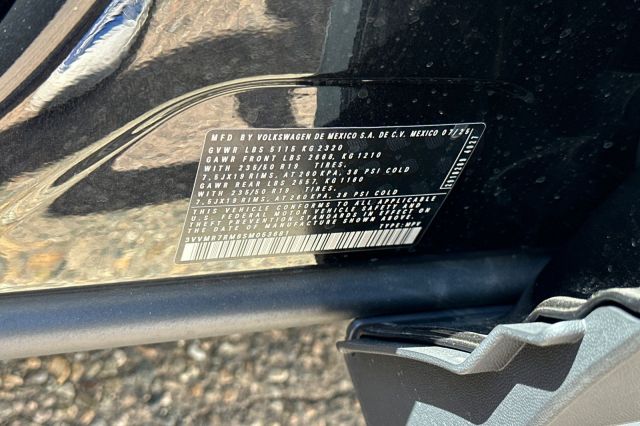 2025 Volkswagen Tiguan 2.0T SE 2025 Volkswagen Tiguan 2.0T SE