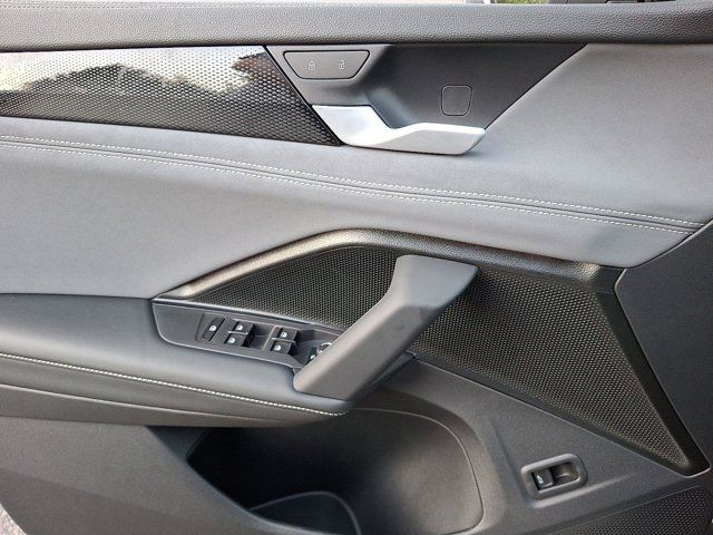 2025 Volkswagen Tiguan SE