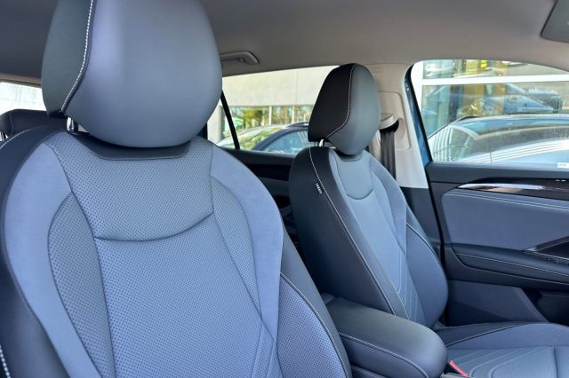 2025 Volkswagen Tiguan 2.0T SE 2025 Volkswagen Tiguan 2.0T SE