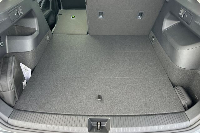 2025 Volkswagen Tiguan 2.0T SE 2025 Volkswagen Tiguan 2.0T SE