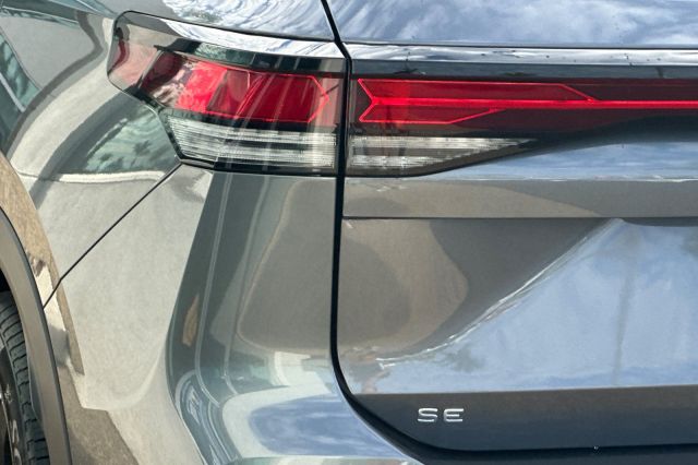 2025 Volkswagen Tiguan 2.0T SE 2025 Volkswagen Tiguan 2.0T SE