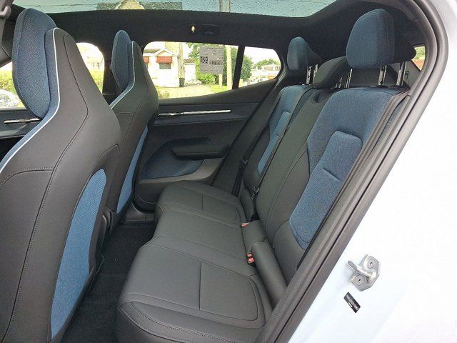 2025 Volvo EX30 Plus