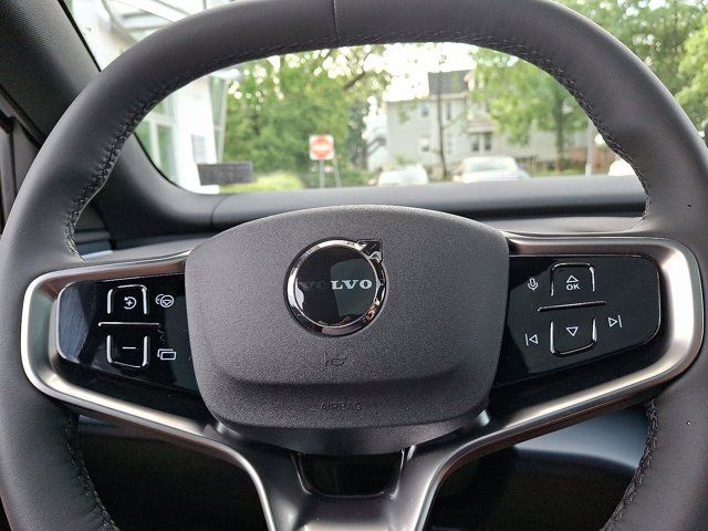 2025 Volvo EX30 Plus