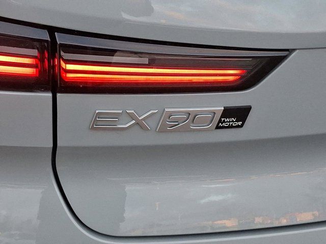 2025 Volvo EX90 Ultra