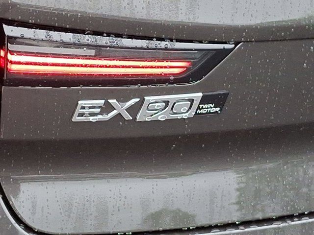 2025 Volvo EX90 Ultra