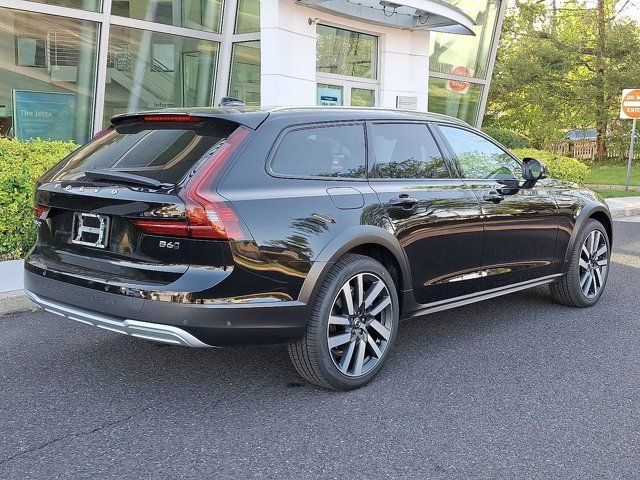 2025 Volvo V90 Cross Country Ultra