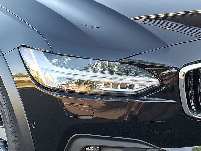2025 Volvo V90 Cross Country Ultra