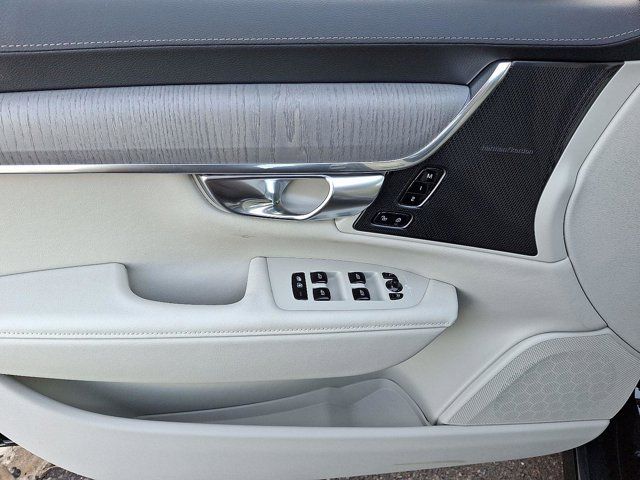 2025 Volvo V90 Cross Country Ultra