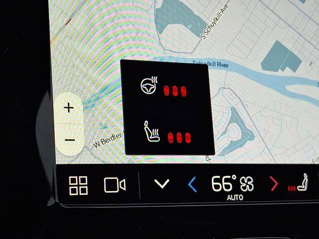2025 Volvo XC40 Plus Dark Theme