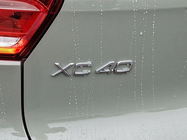 2025 Volvo XC40 Plus Dark Theme