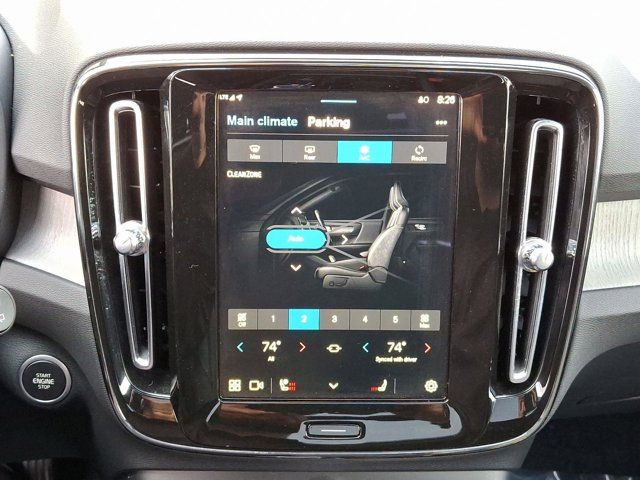 2025 Volvo XC40 Plus Dark Theme