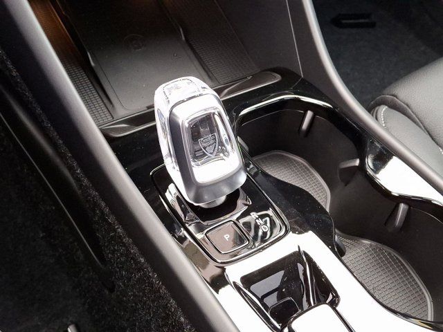 2025 Volvo XC40 Plus Dark Theme