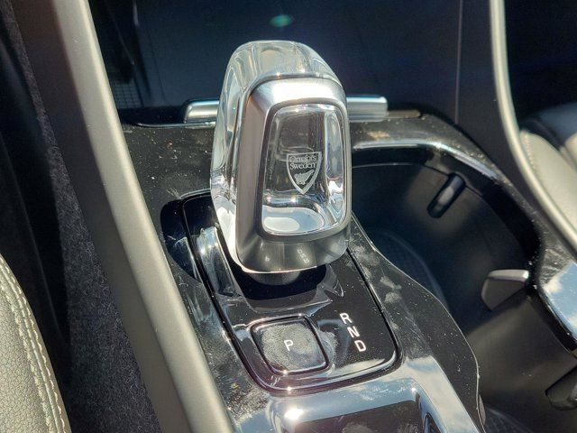 2025 Volvo XC40 Plus Dark Theme