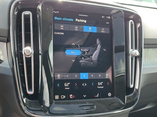 2025 Volvo XC40 Plus Dark Theme
