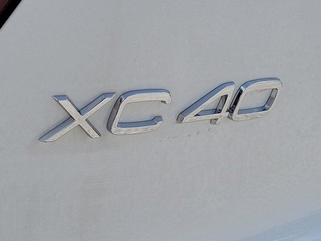 2025 Volvo XC40 Plus Dark Theme