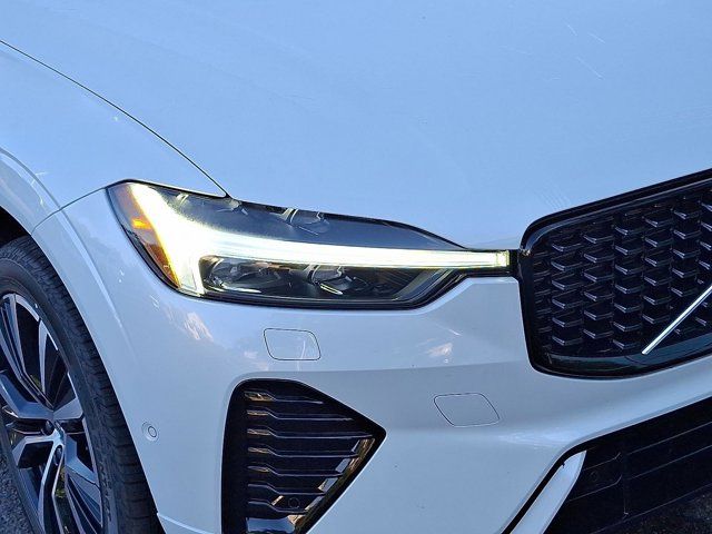 2025 Volvo XC60 Plus