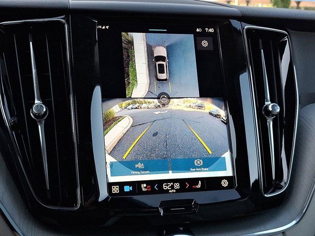 2025 Volvo XC60 Plus