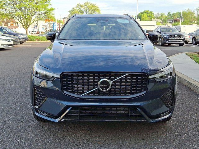 2025 Volvo XC60 Plus