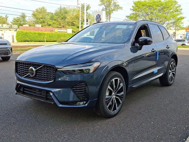 2025 Volvo XC60 Plus