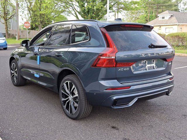 2025 Volvo XC60 Plus