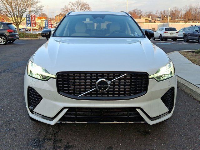 2025 Volvo XC60 Plus