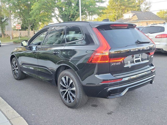 2025 Volvo XC60 Core