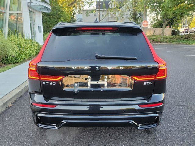 2025 Volvo XC60 Core