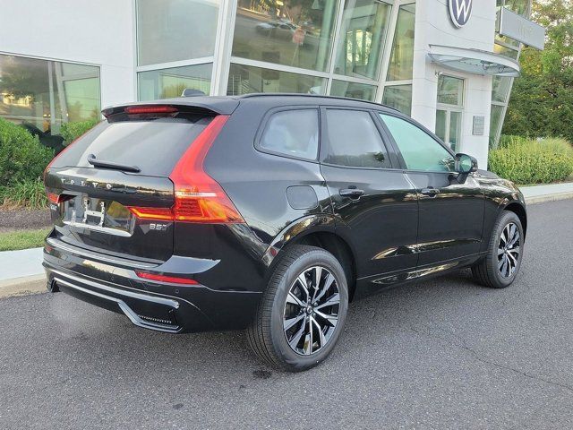 2025 Volvo XC60 Core