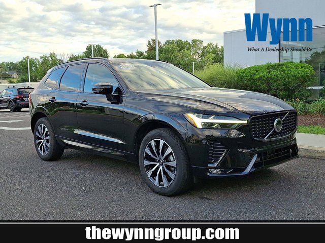 2025 Volvo XC60 Core